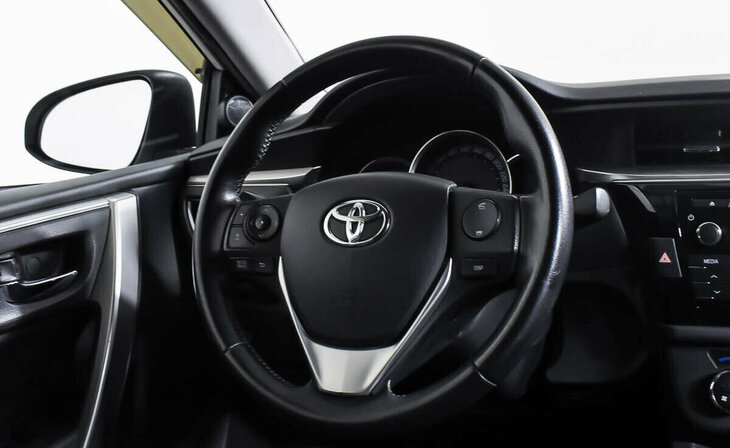 Toyota Corolla - Фото 10