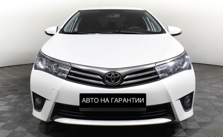 Toyota Corolla - Фото 1