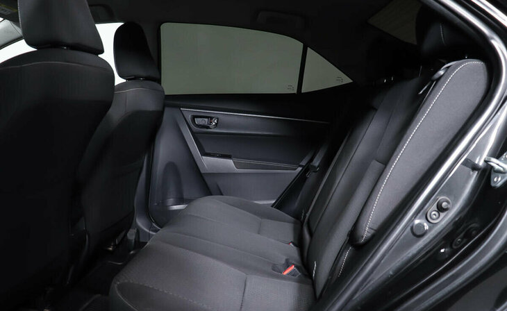 Toyota Corolla - Фото 12