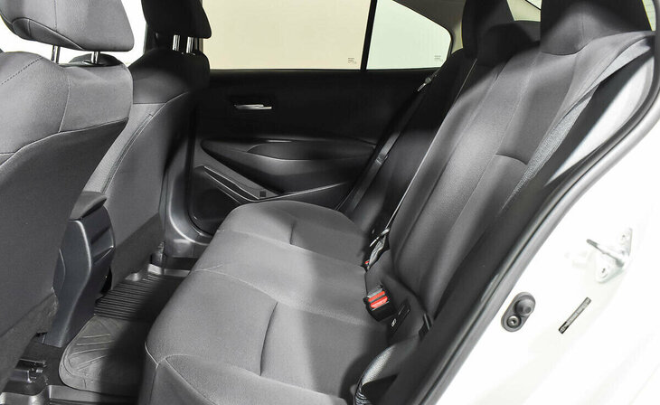 Toyota Corolla - Фото 13