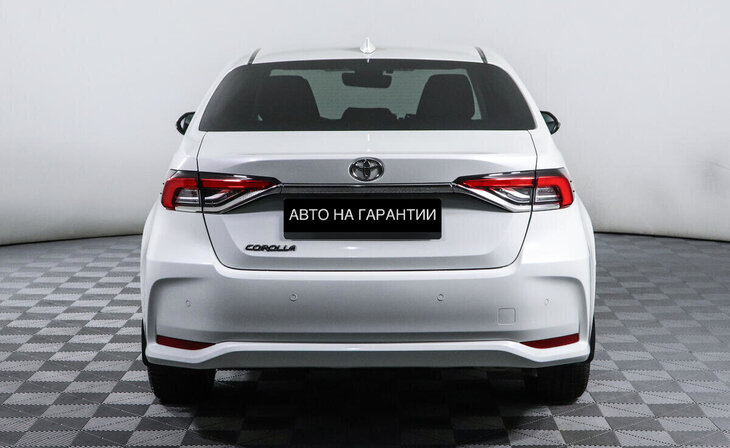 Toyota Corolla - Фото 3