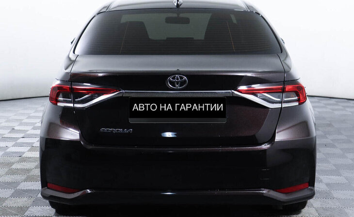 Toyota Corolla - Фото 3