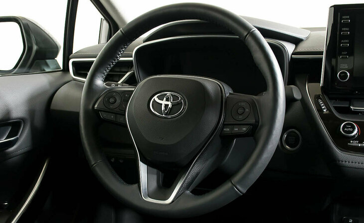 Toyota Corolla - Фото 11