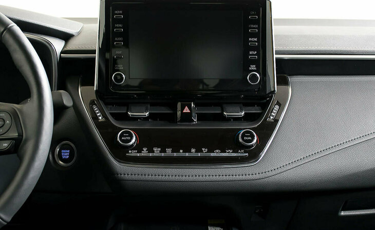 Toyota Corolla - Фото 12