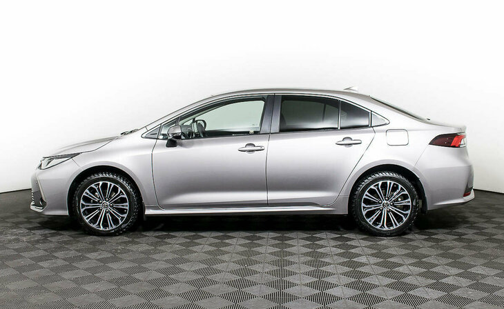 Toyota Corolla - Фото 2