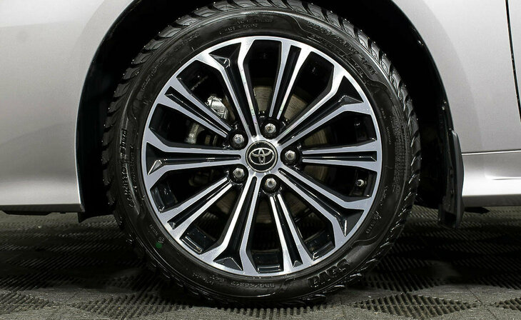 Toyota Corolla - Фото 7