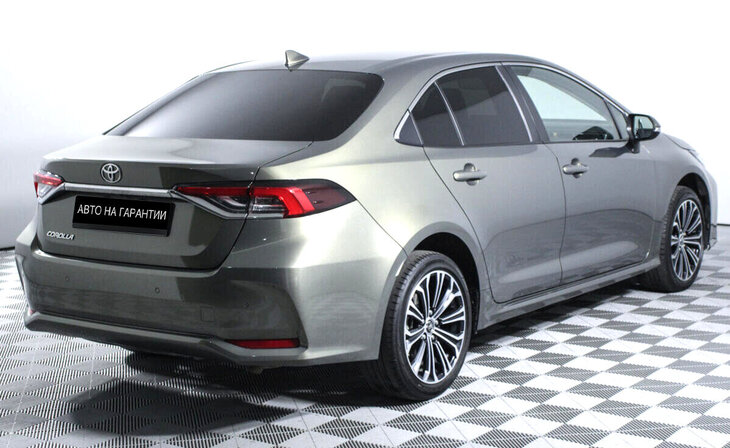 Toyota Corolla - Фото 2