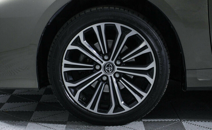 Toyota Corolla - Фото 4