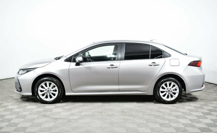 Toyota Corolla - Фото 2