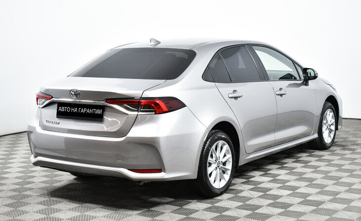Toyota Corolla - Фото 4