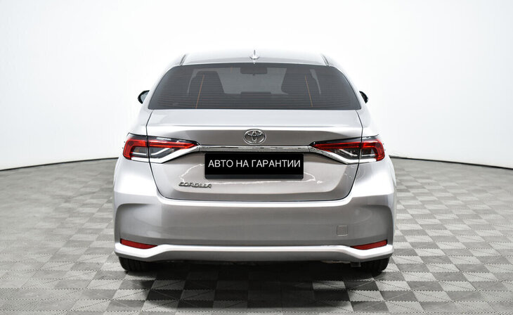 Toyota Corolla - Фото 5