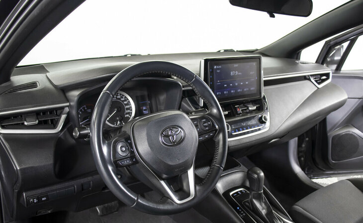Toyota Corolla - Фото 8