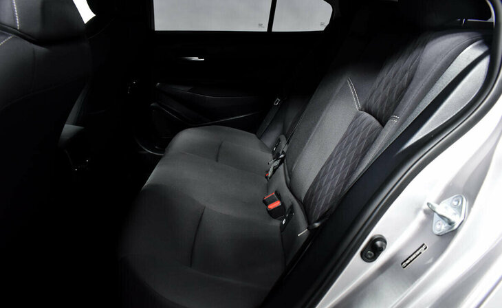 Toyota Corolla - Фото 12