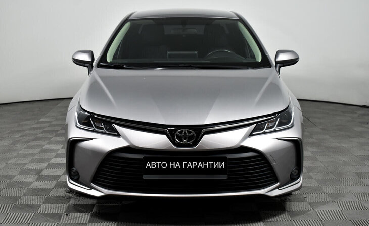Toyota Corolla - Фото 1