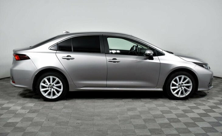 Toyota Corolla - Фото 3