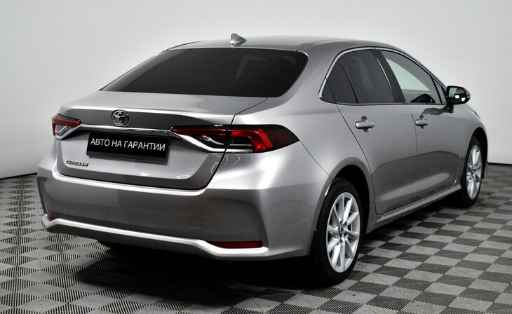 Toyota Corolla - Фото 4