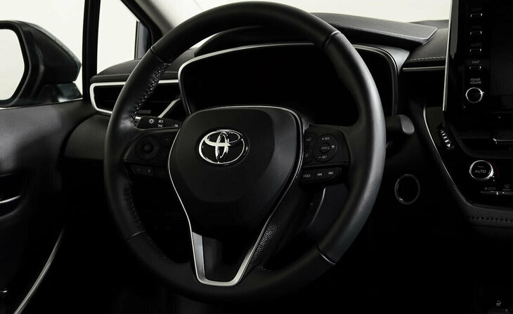 Toyota Corolla - Фото 11