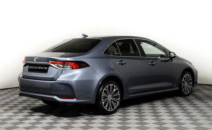 Toyota Corolla - Фото 4