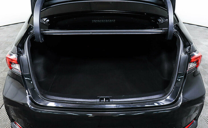 Toyota Corolla - Фото 15