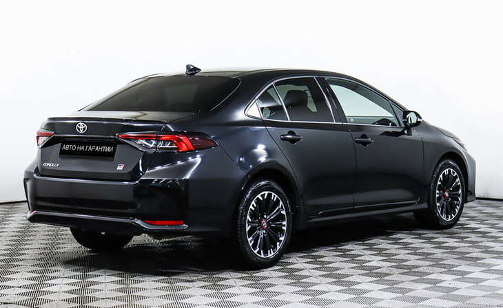 Toyota Corolla - Фото 4