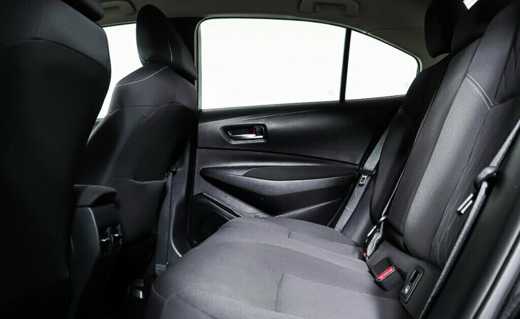 Toyota Corolla - Фото 17