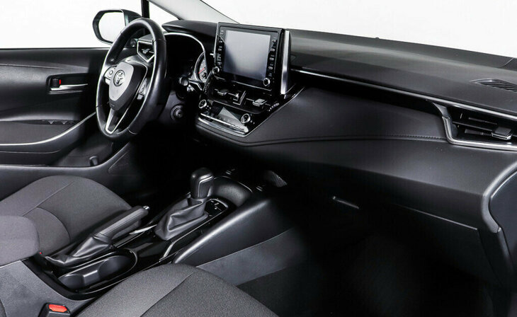 Toyota Corolla - Фото 8