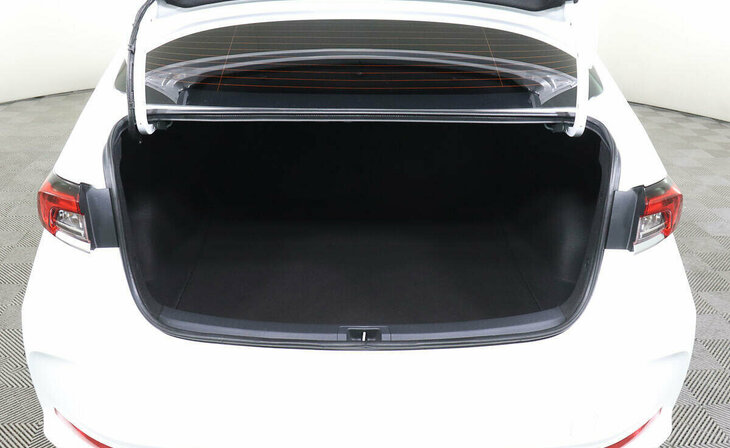 Toyota Corolla - Фото 12