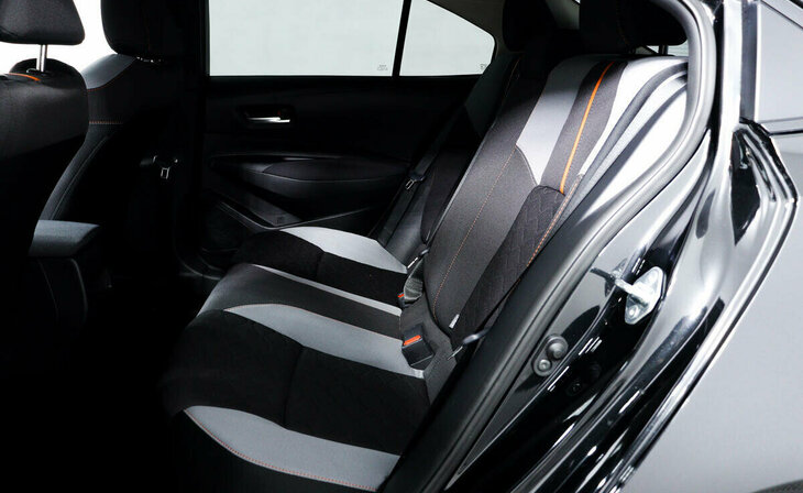 Toyota Corolla - Фото 12