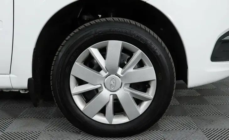 Lada Granta - Фото 4
