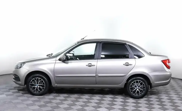 Lada Granta - Фото 2