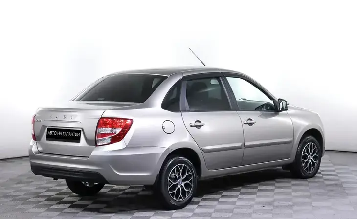 Lada Granta - Фото 4