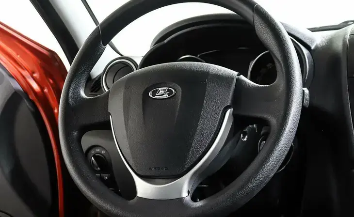 Lada Granta - Фото 10