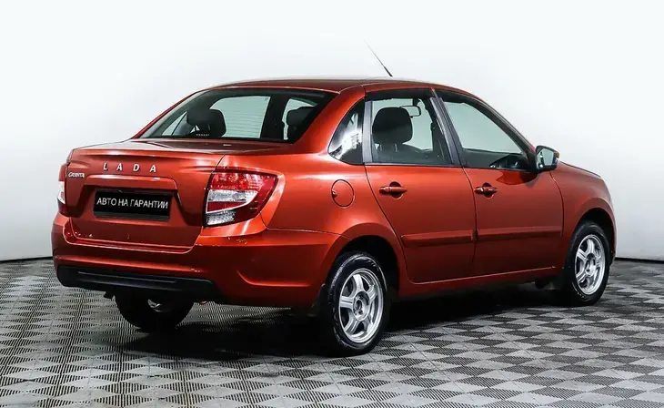Lada Granta - Фото 4