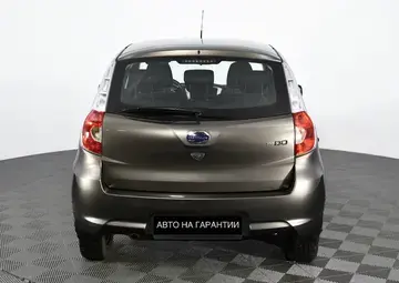 Datsun mi-DO