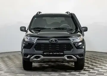 Lada Niva Travel