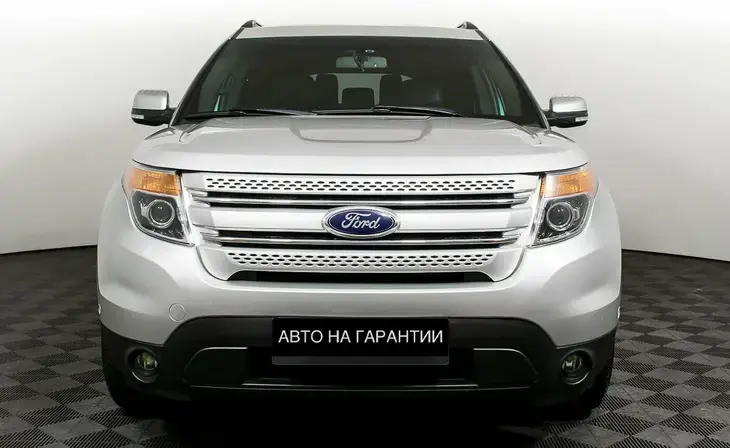 Ford Explorer - Фото 1