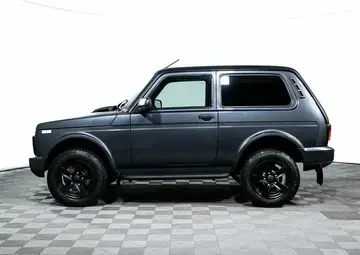 Lada Niva Legend