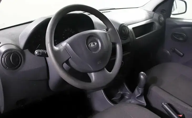 Lada Largus - Фото 6