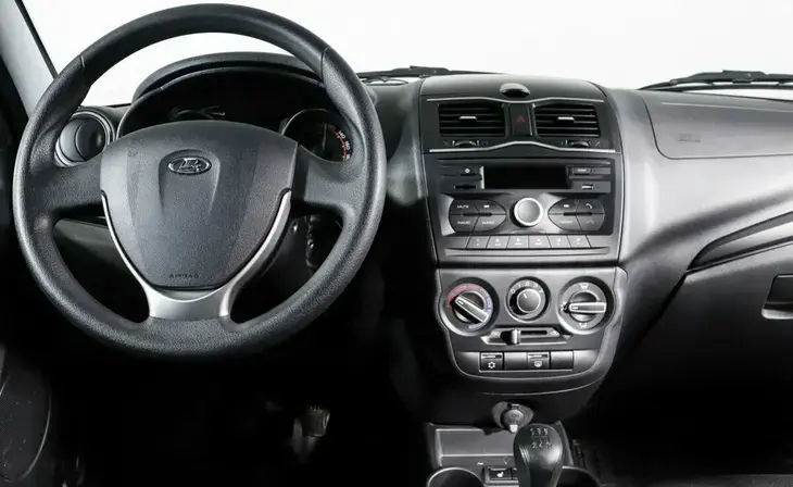 Lada Granta - Фото 9