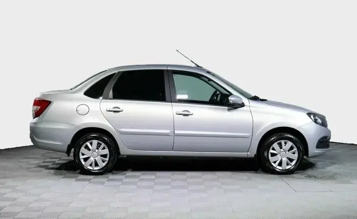 Lada Granta - Фото 3