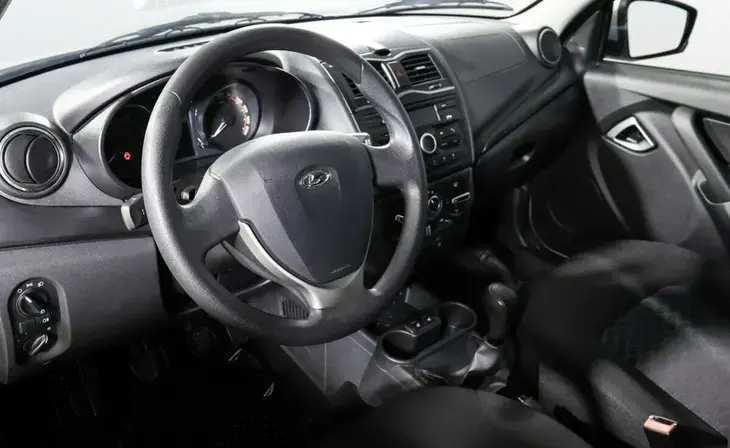 Lada Granta - Фото 8