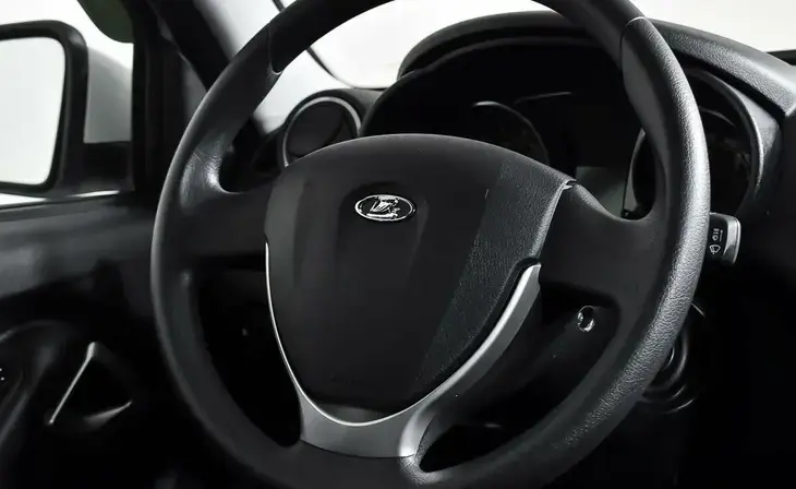 Lada Granta - Фото 11