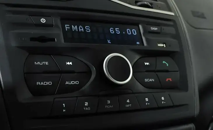 Lada Granta - Фото 14