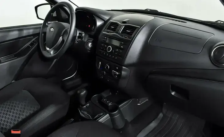 Lada Granta - Фото 8