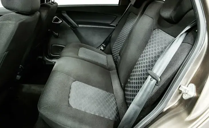 Lada Granta - Фото 12