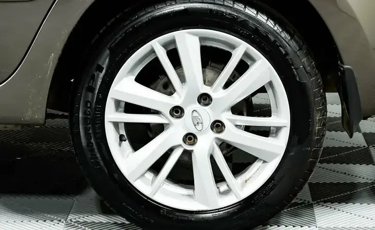 Lada Granta - Фото 7