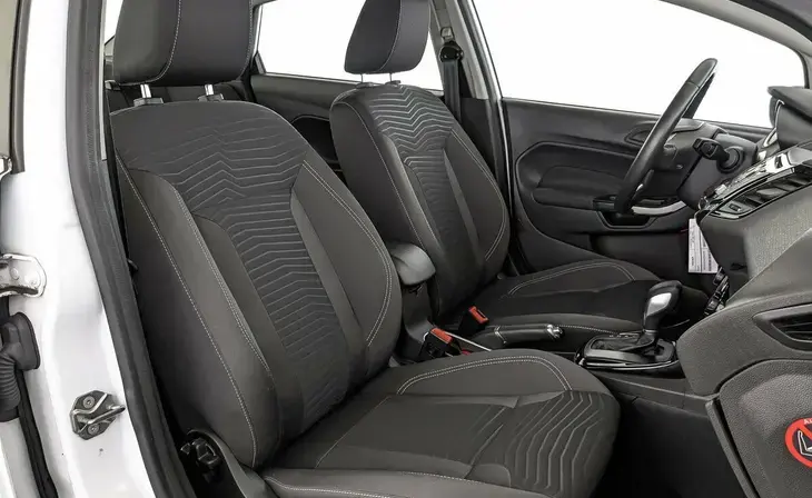 Ford Fiesta - Фото 9