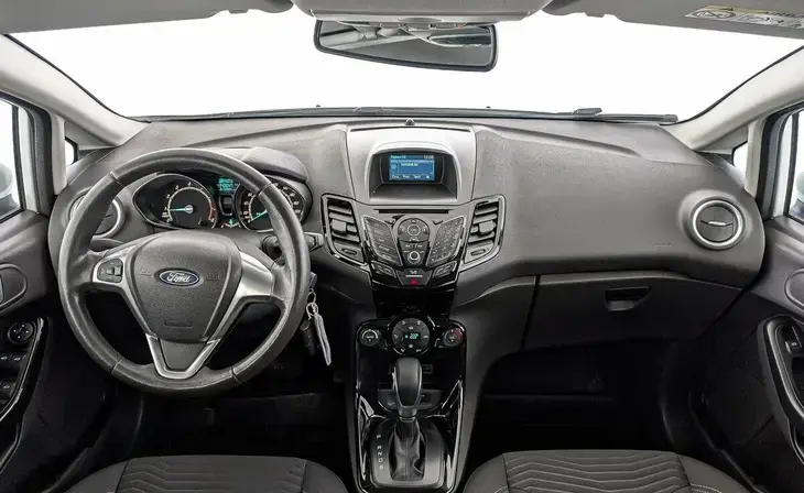 Ford Fiesta - Фото 11
