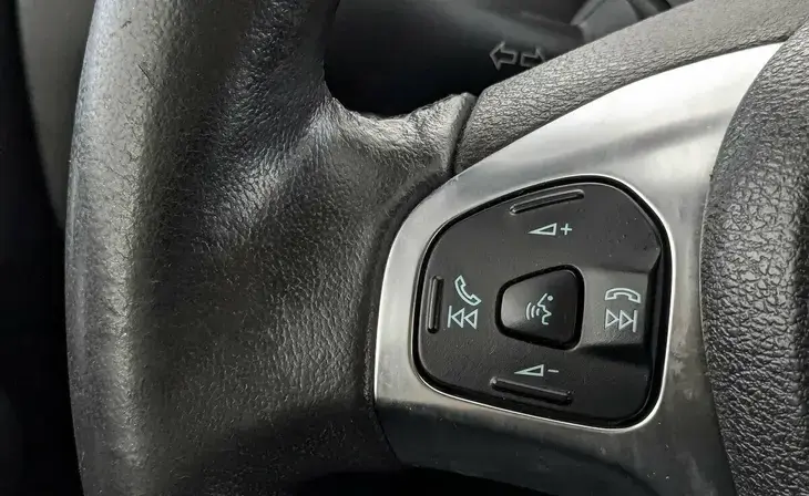 Ford Fiesta - Фото 14