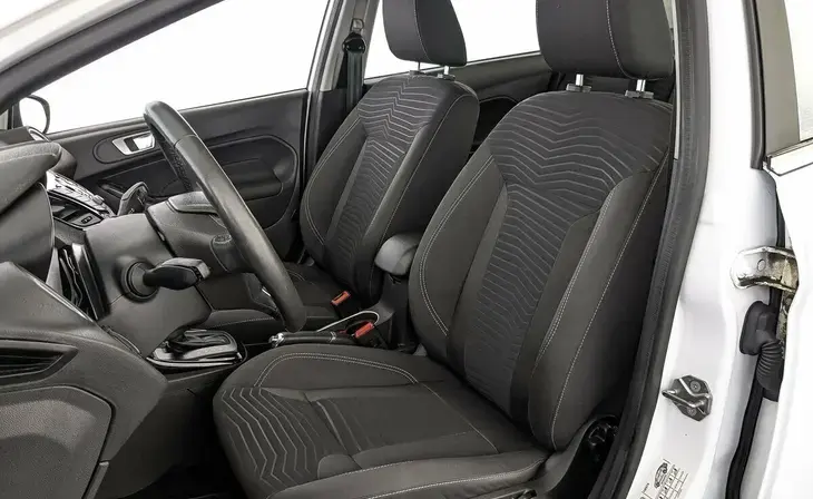 Ford Fiesta - Фото 8